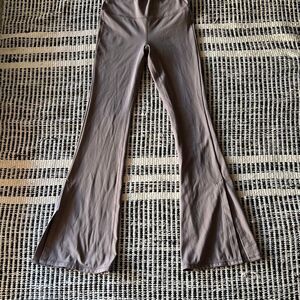 Velocity Size Small taupe brown women’s athletic wear pants flare bottom